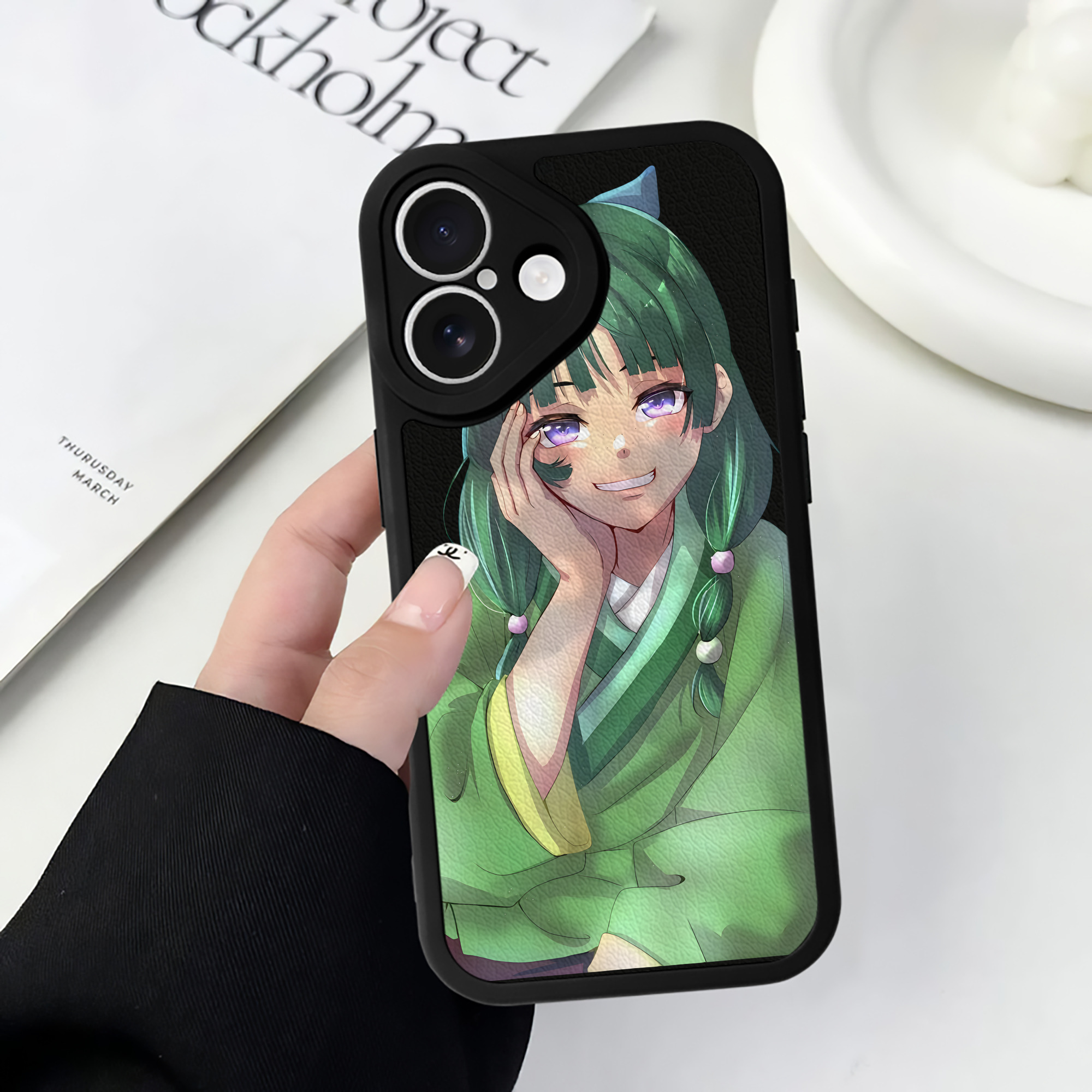 （画像用） 薬屋のひとりごと The Apothecary Diaries 【iPhone 16シリーズ対応】シリコンスマホケース（レザー調） 材質：シリコン